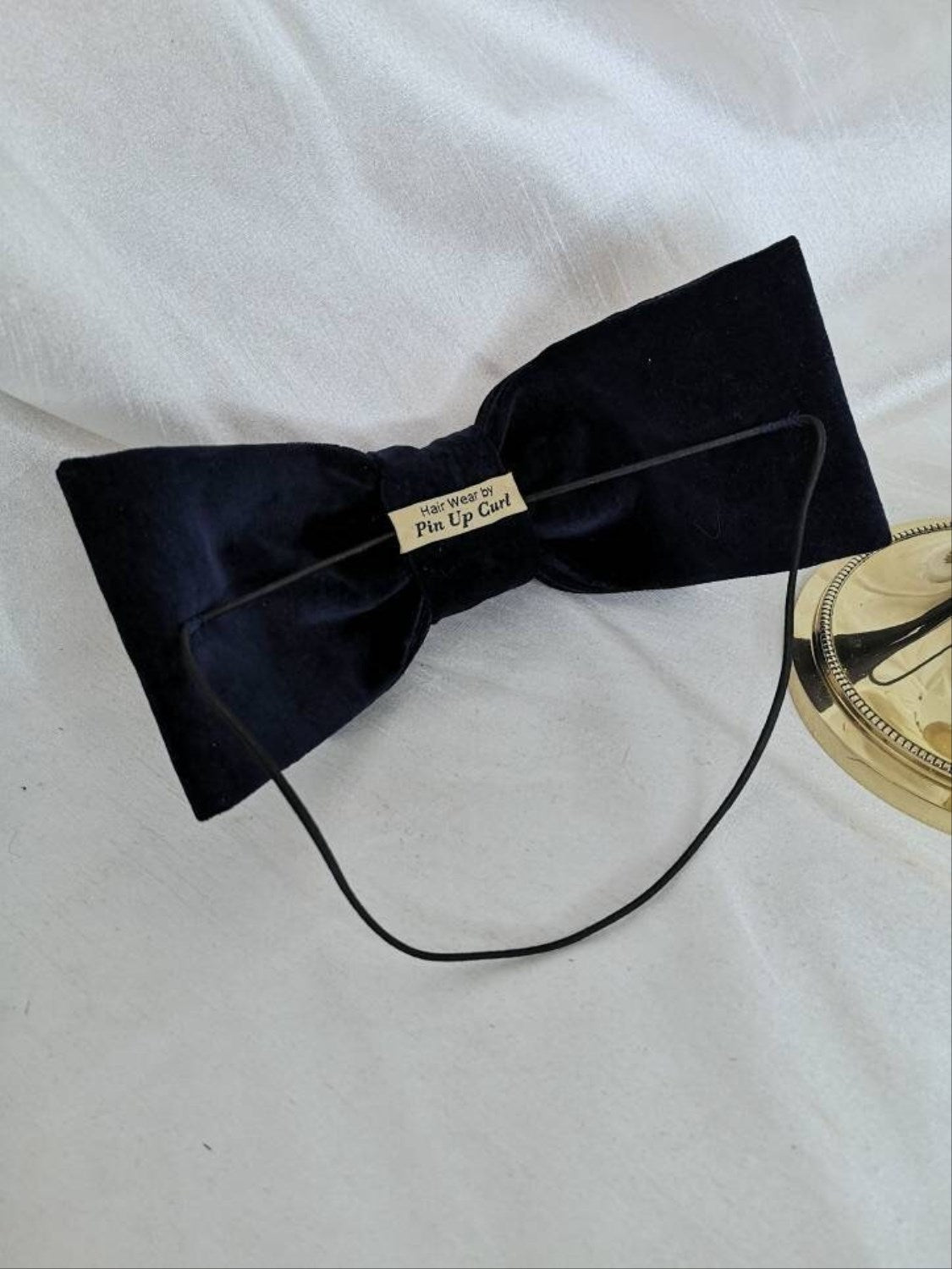 Ivory velvet hair bow