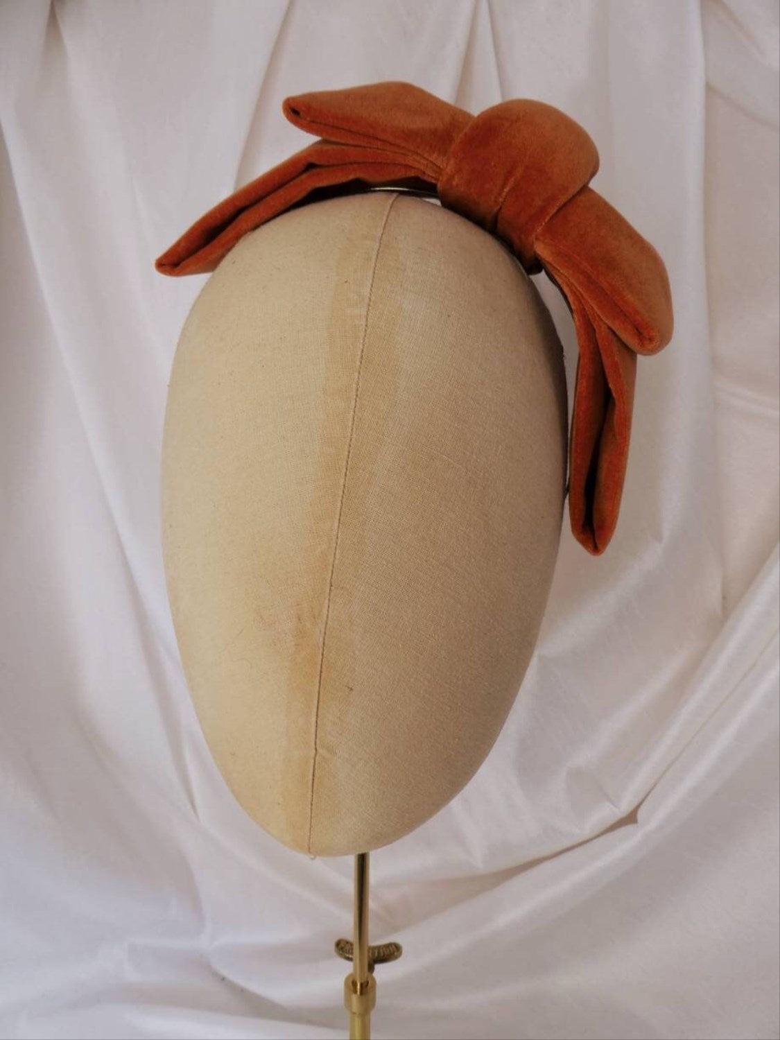 Rust velvet hair bow