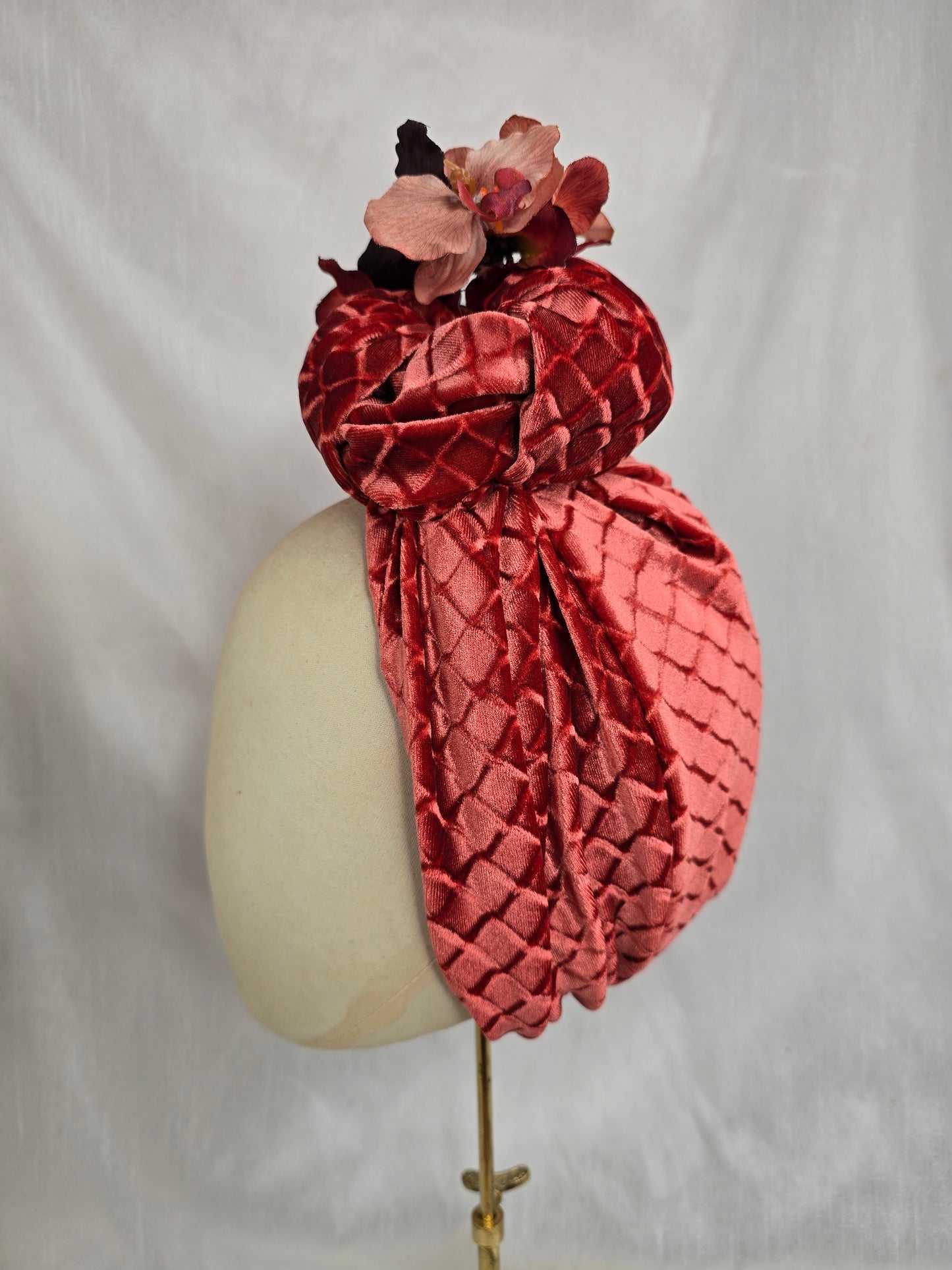 Embossed copper stretch velvet turban with flowers