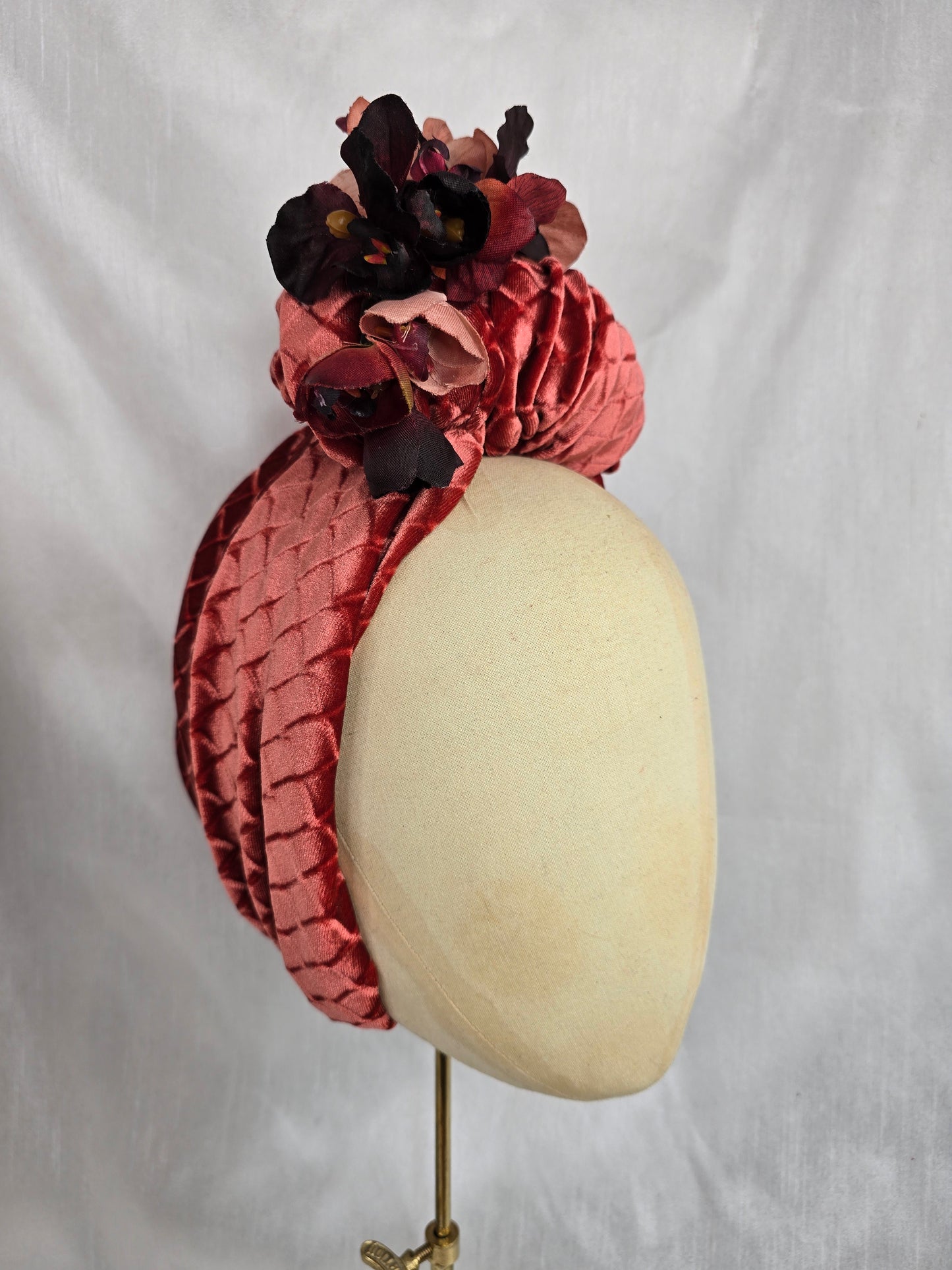 Embossed copper stretch velvet turban with flowers