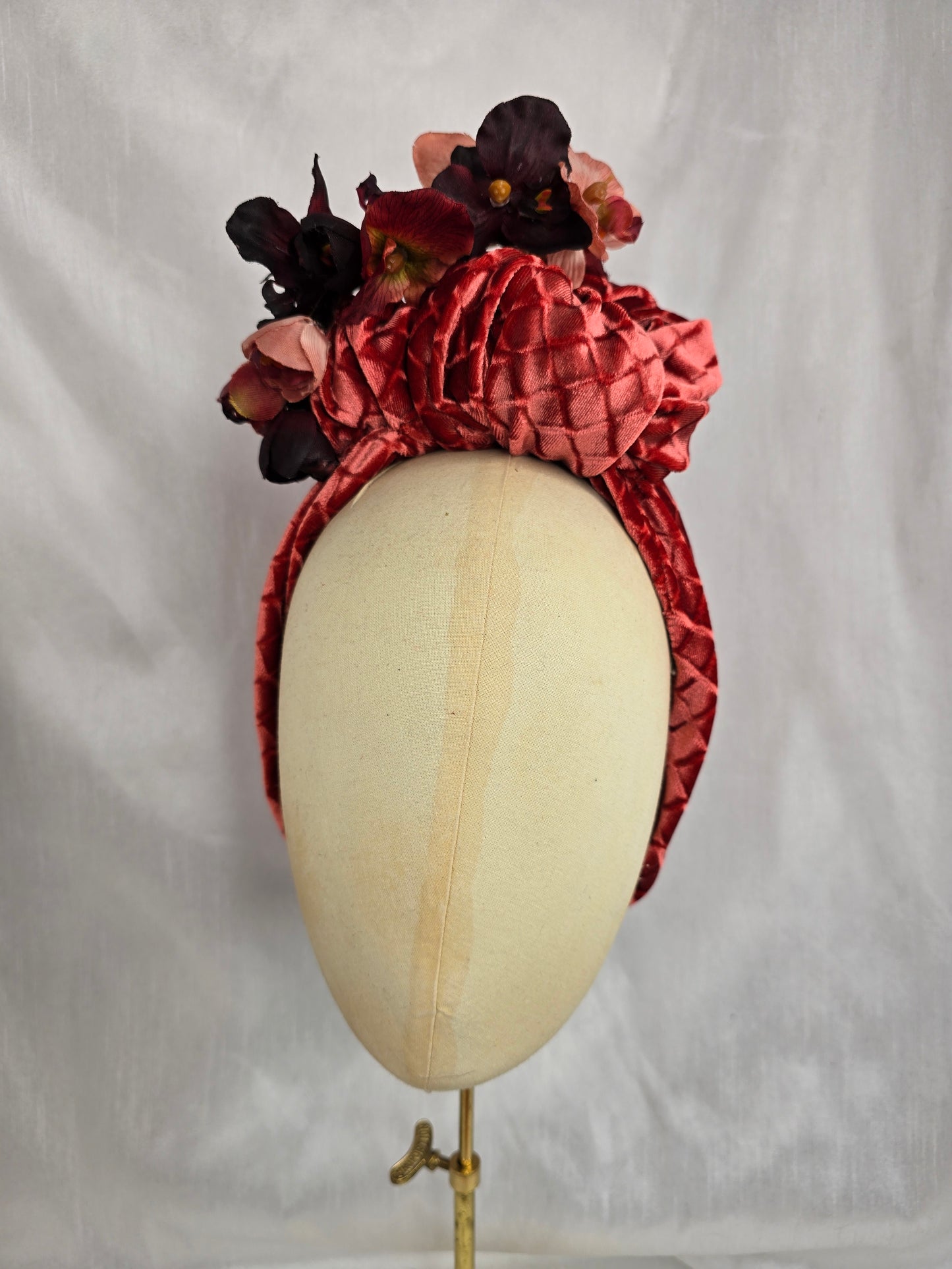 Embossed copper stretch velvet turban with flowers