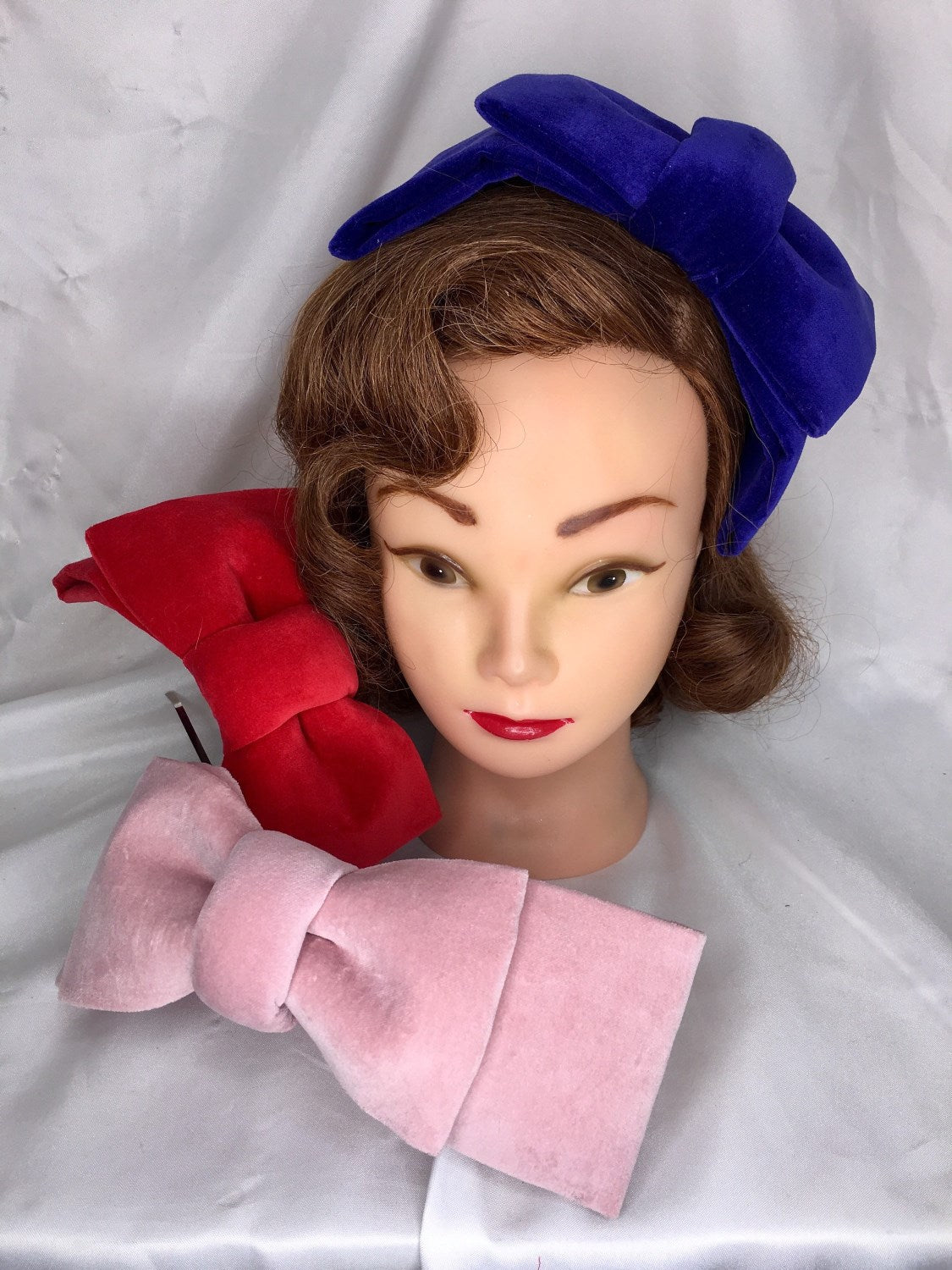 Tan velvet hair bow