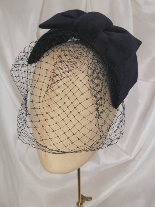 Veiled black velvet hair bow