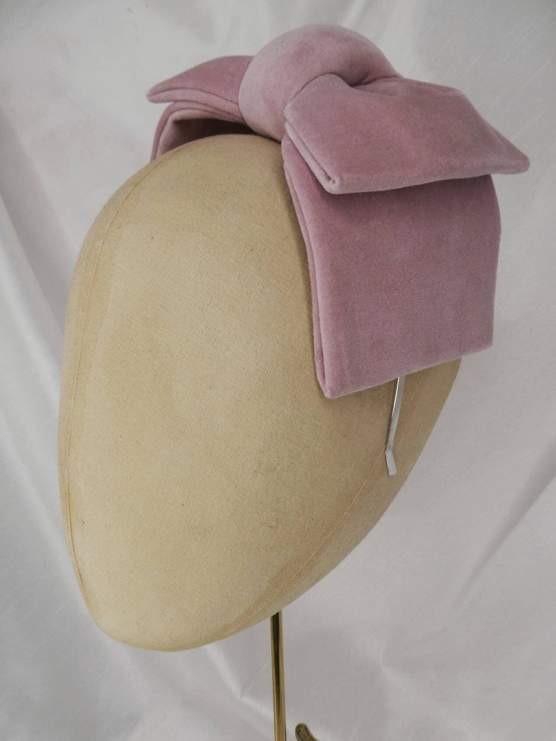Pale pink velvet hair bow
