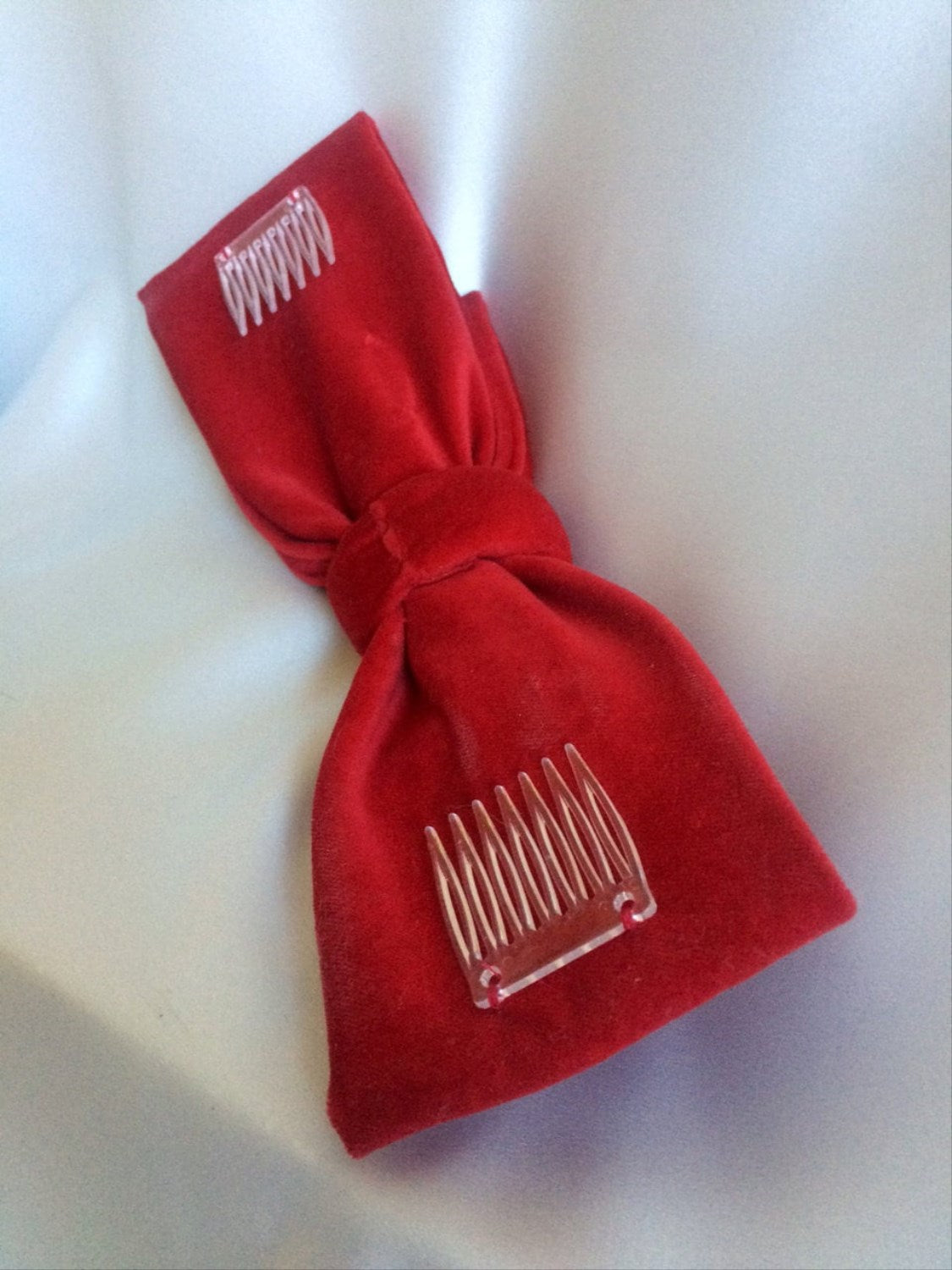Red velvet hair bow
