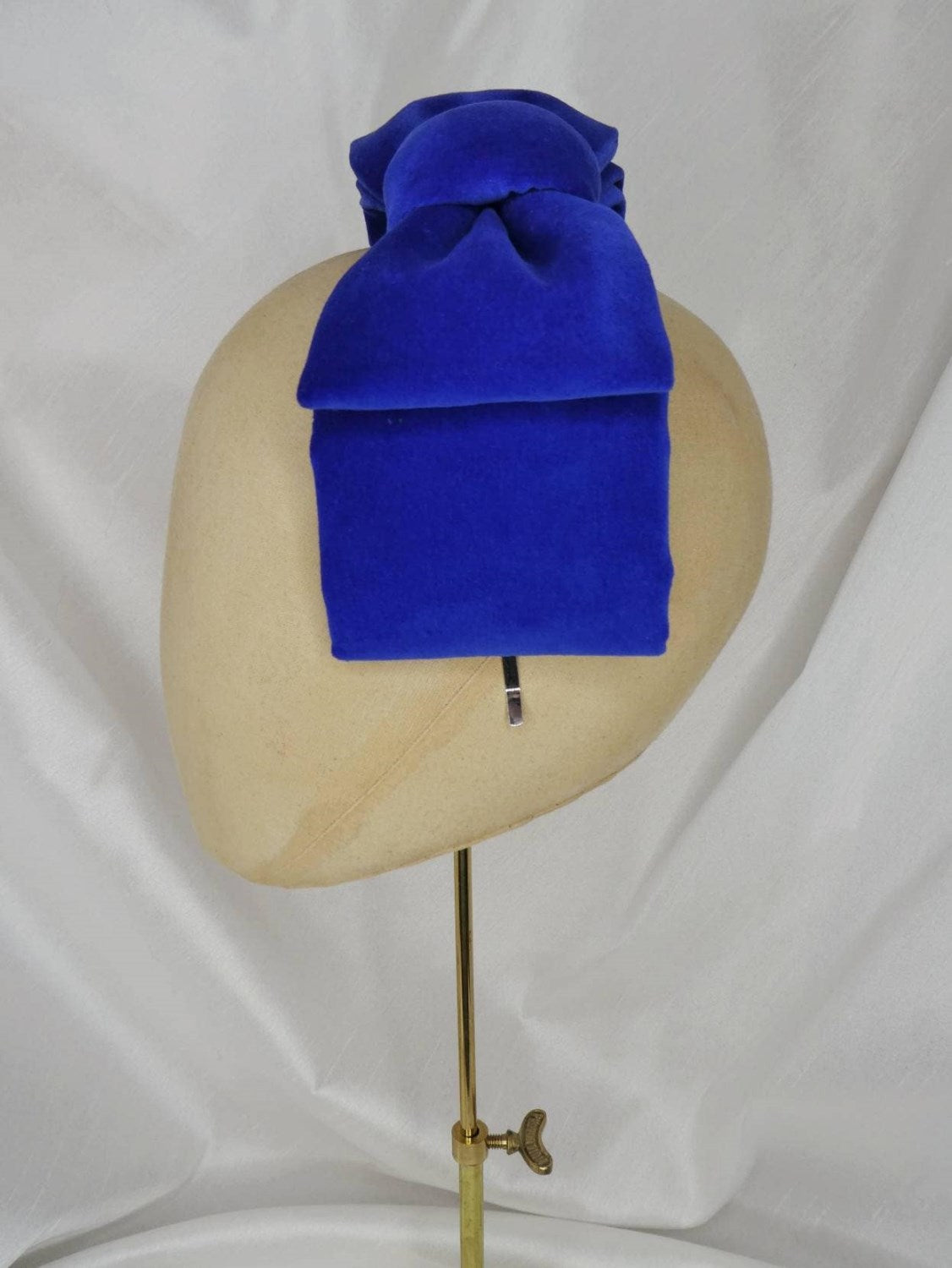 Blue velvet hair bow