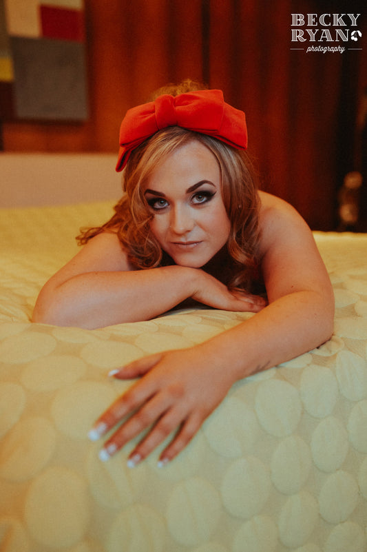 Red velvet hair bow