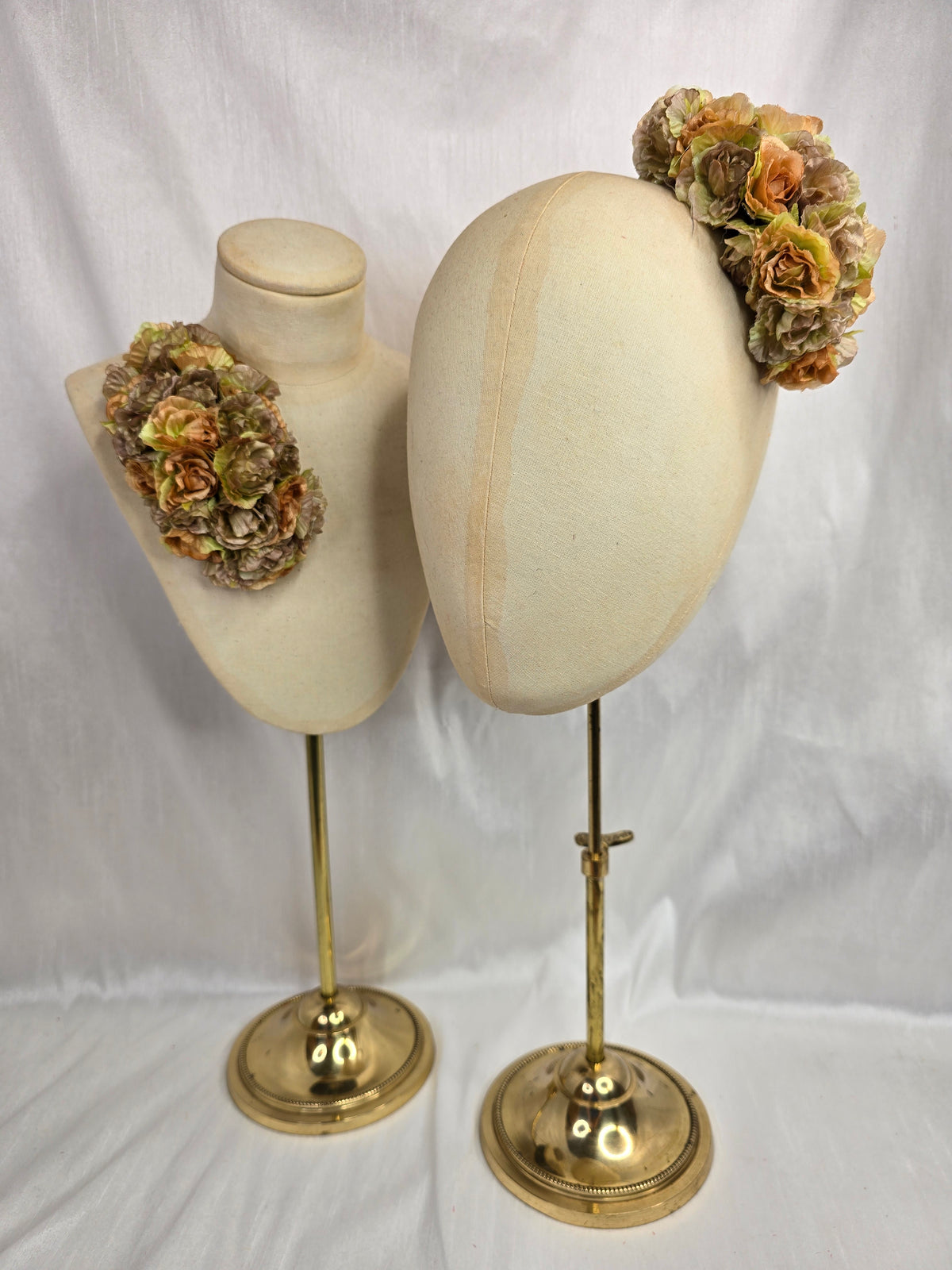 Autumn green  blossom hair flower/corsage