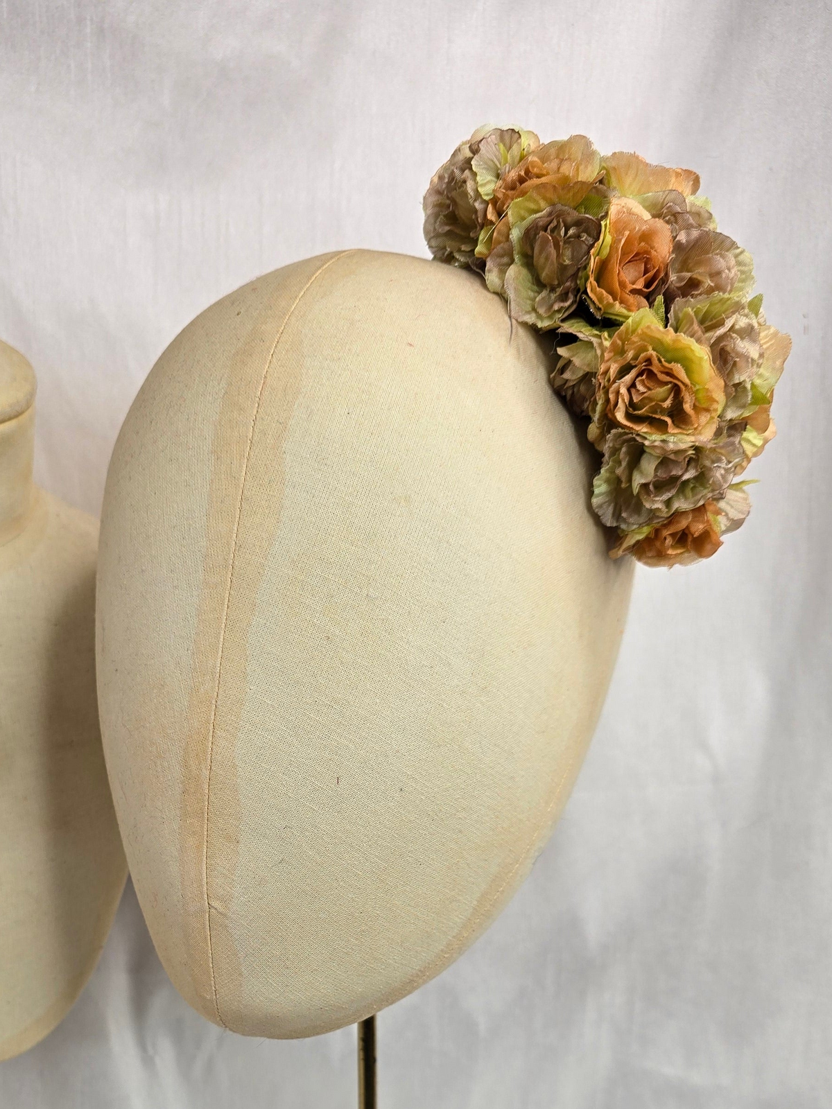 Autumn green  blossom hair flower/corsage