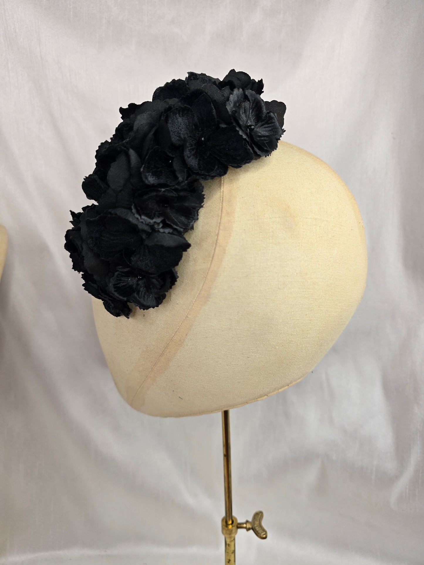 Leopard and tan stretch jersey turban with flower trim and corsage