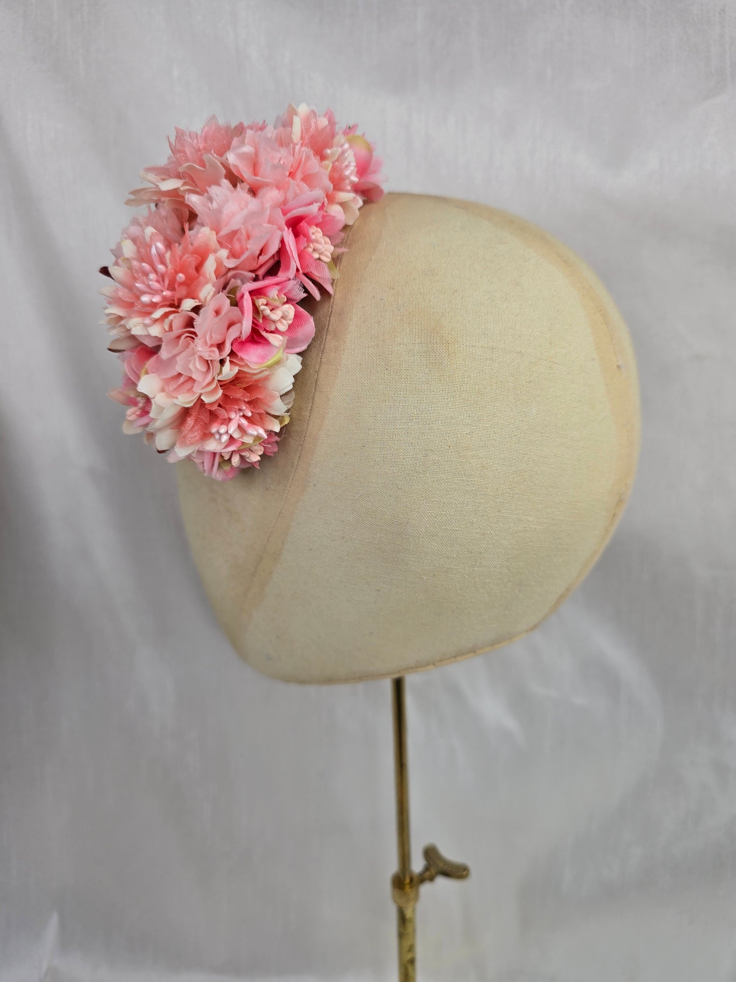 Medium pale pink hair flower/corsage