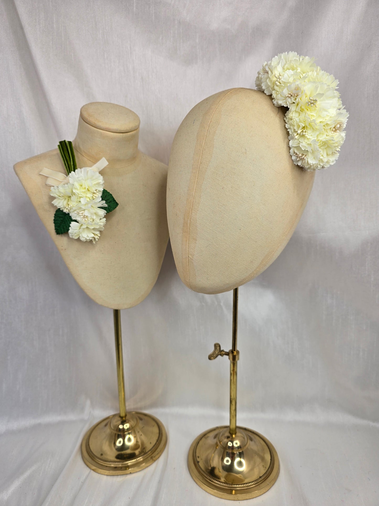 Small white blossom corsage