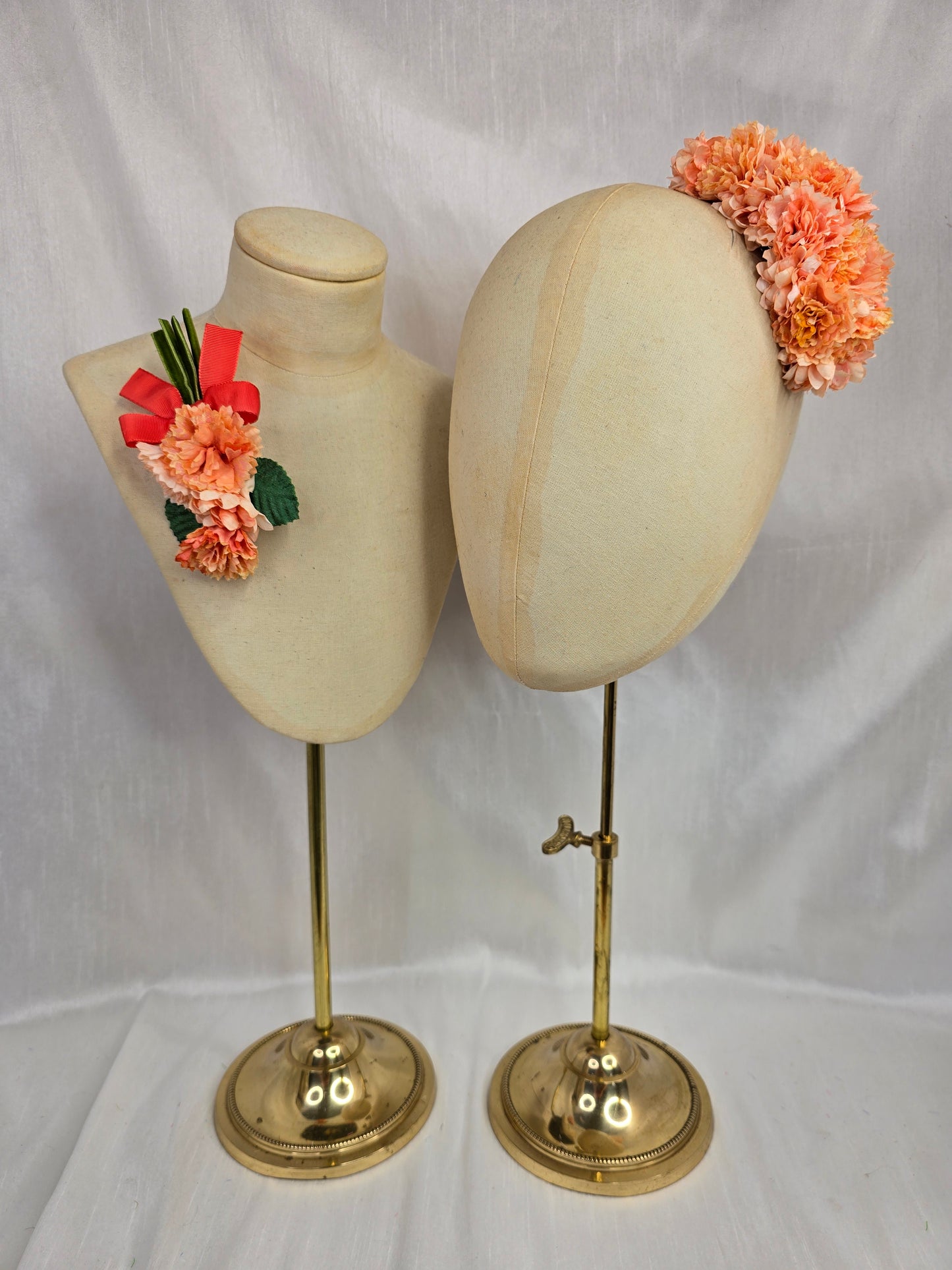 Small peach blossom corsage