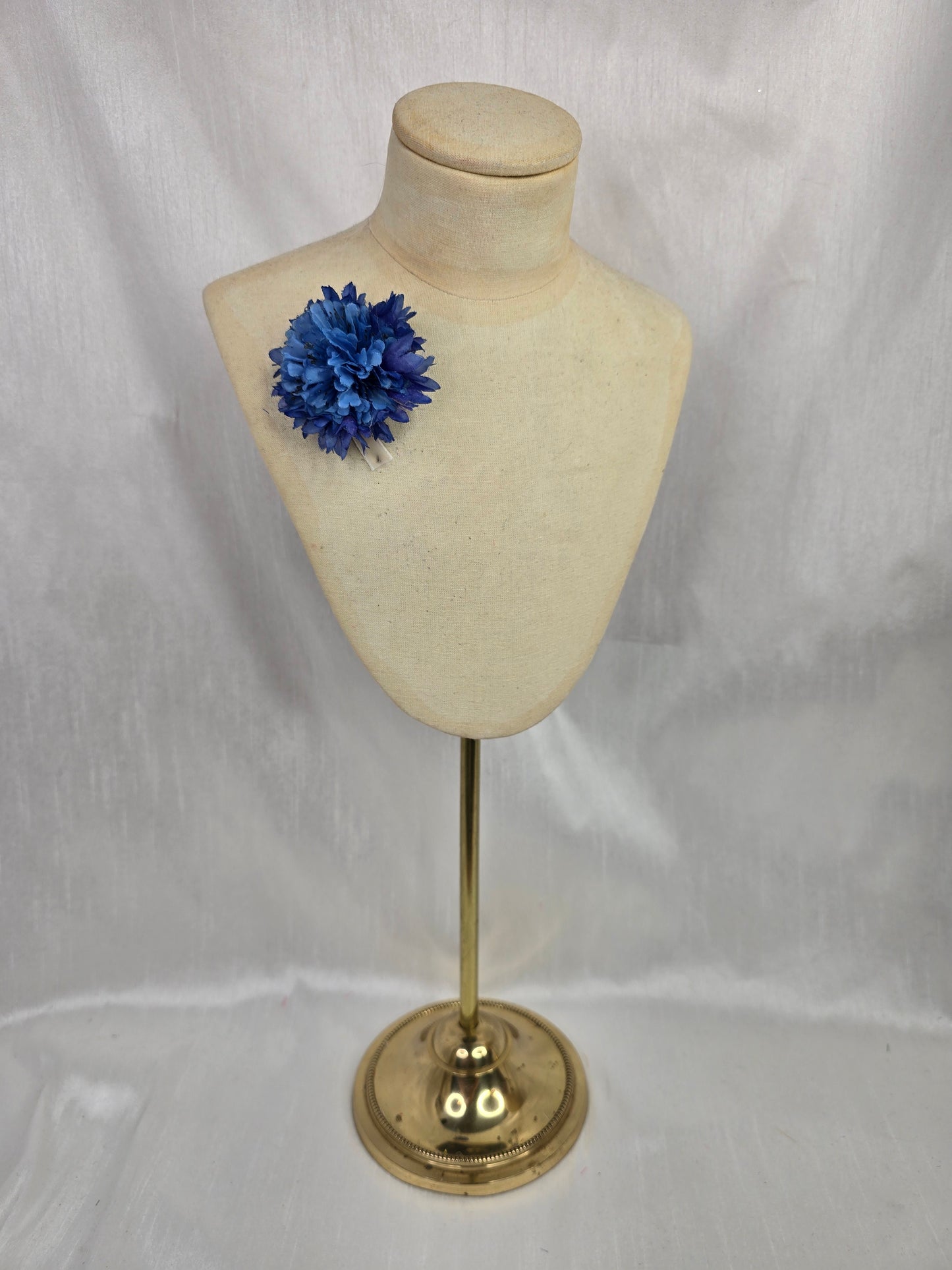 Classic mens blue cornflower buttonhole/bouttoniere (Copy)