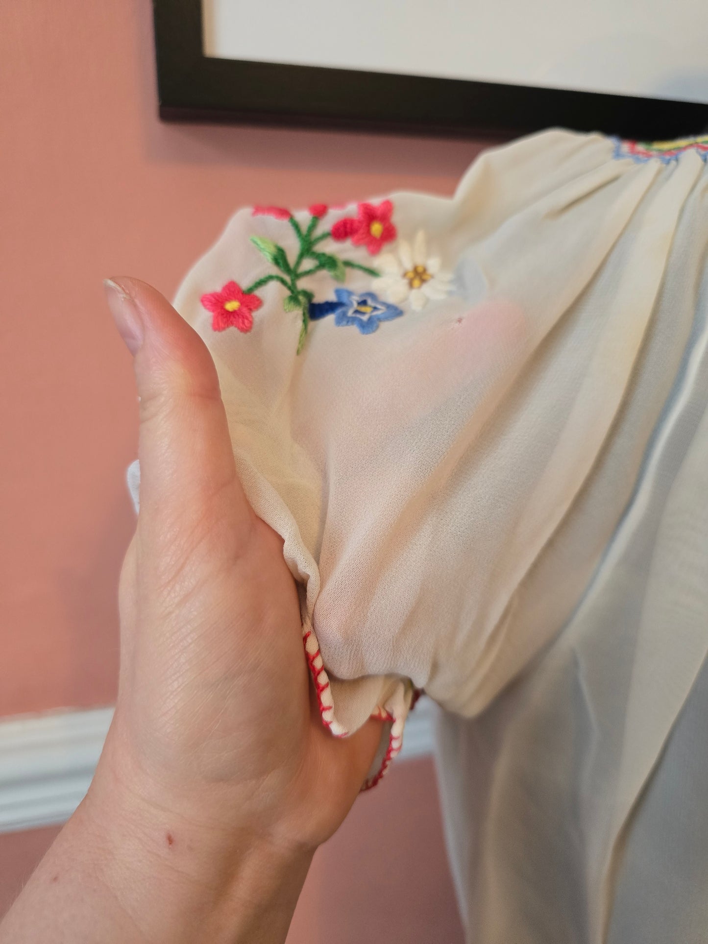 1940s embroidered peasant top