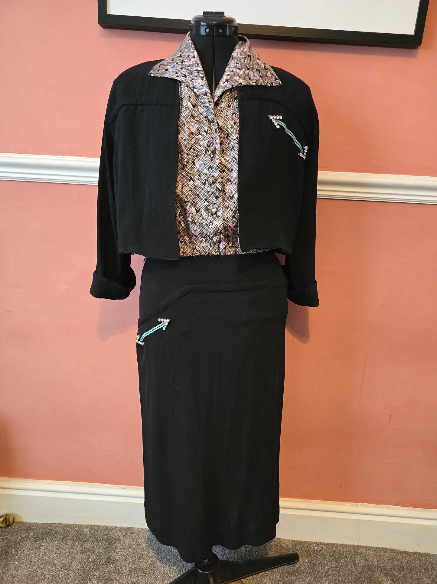 Rare late 1930s / 1940s vintage dress suit with rayon crepe bolero jacket