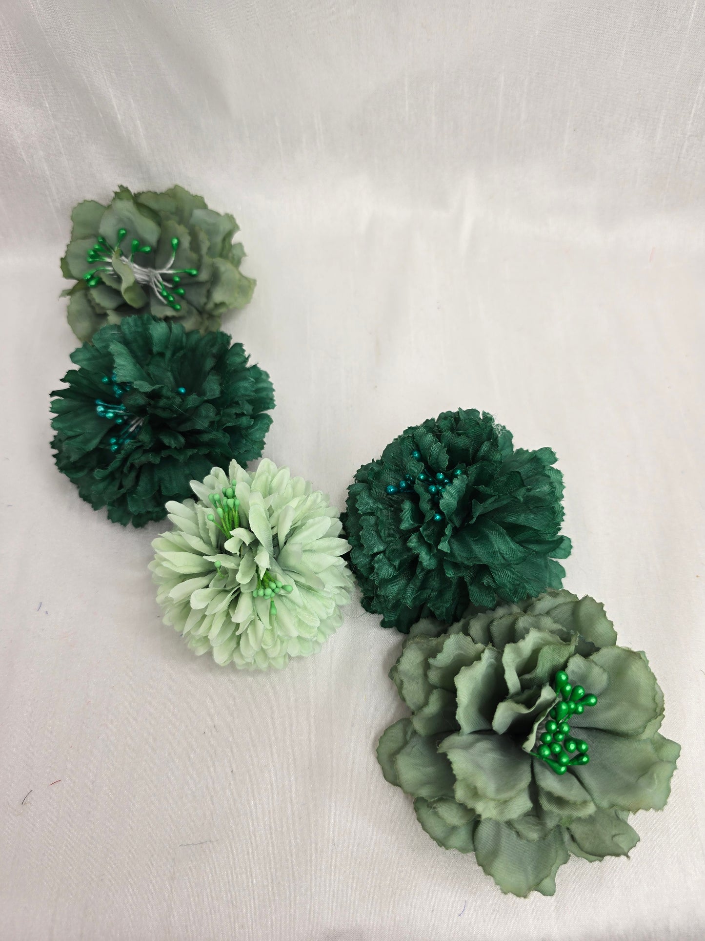 Set of 5 mix & match hair flowers/corsages - greens
