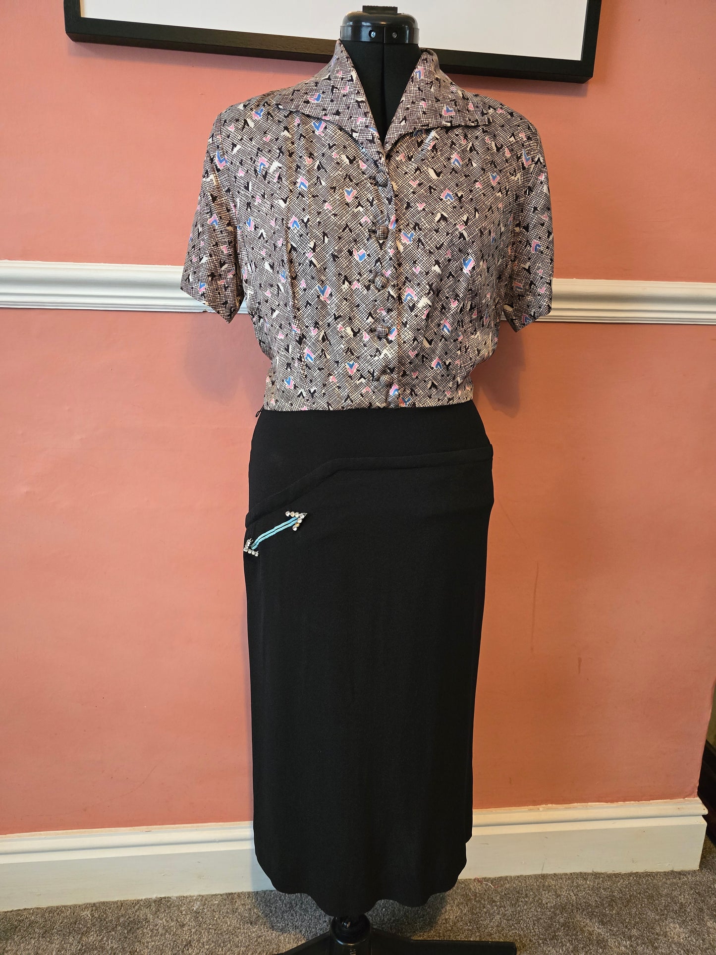 Rare late 1930s / 1940s vintage dress suit with rayon crepe bolero jacket