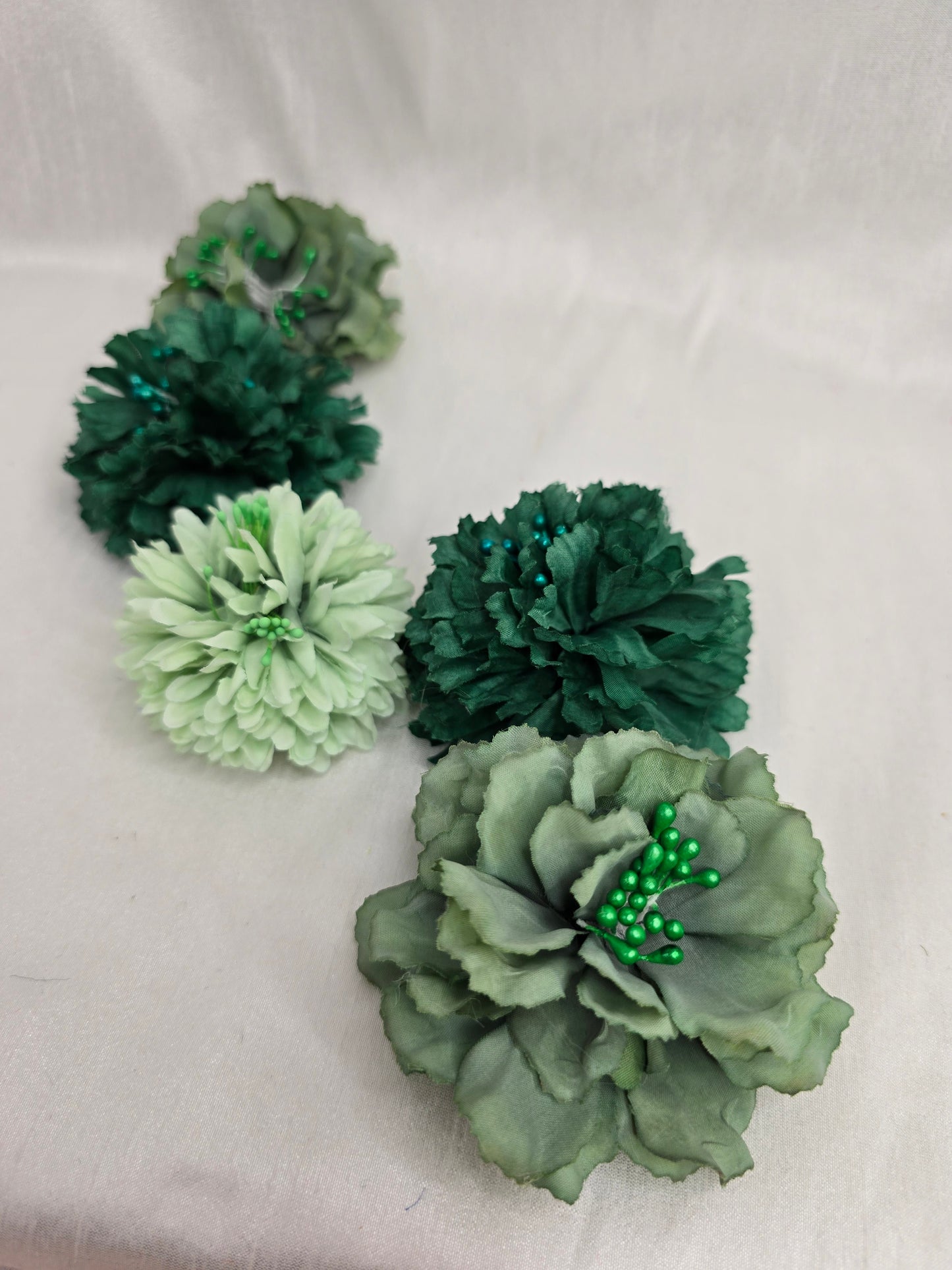 Set of 5 mix & match hair flowers/corsages - greens