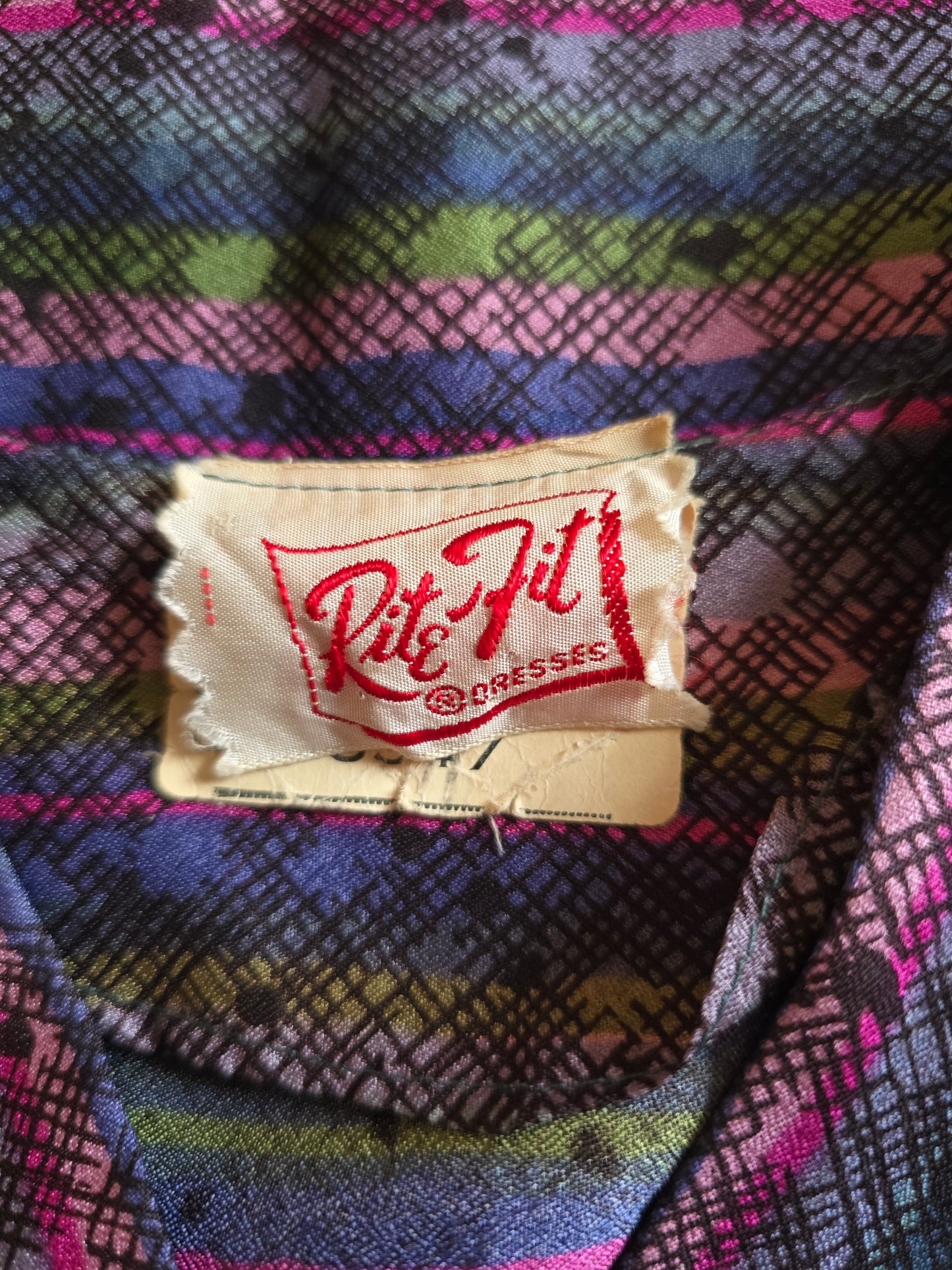 1950s abstract print acetate dress size 14/16