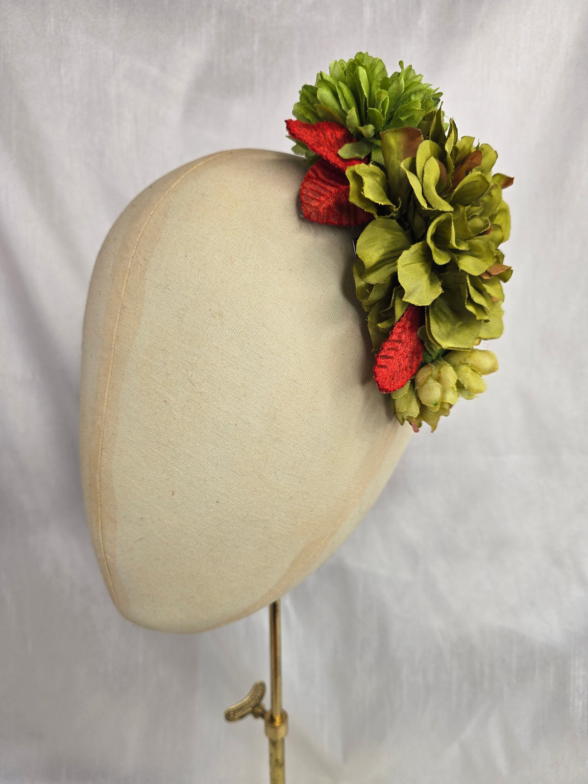 Autumn green hair flower/corsage