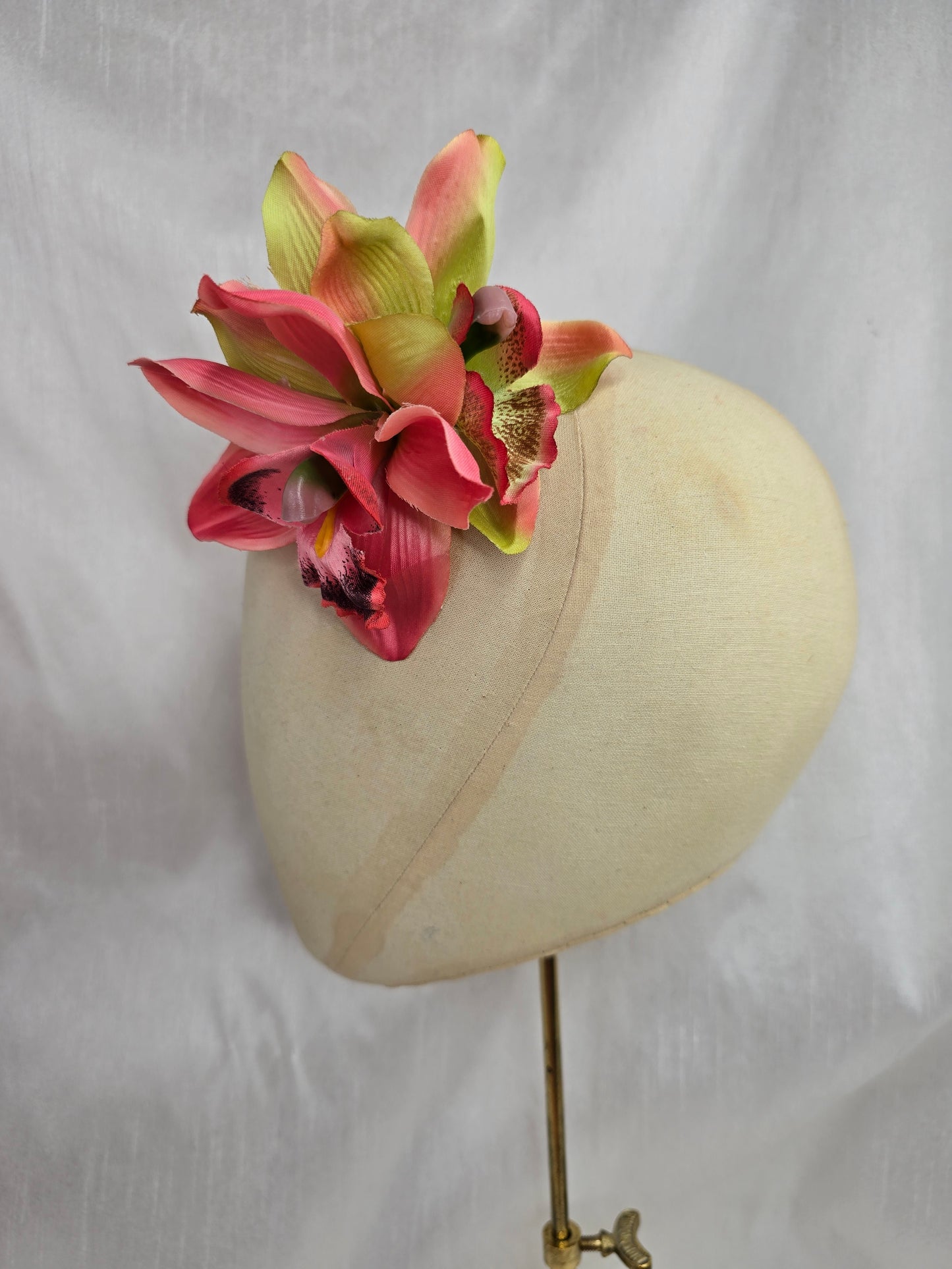 Medium green and pink orchid hair flower and corsage set