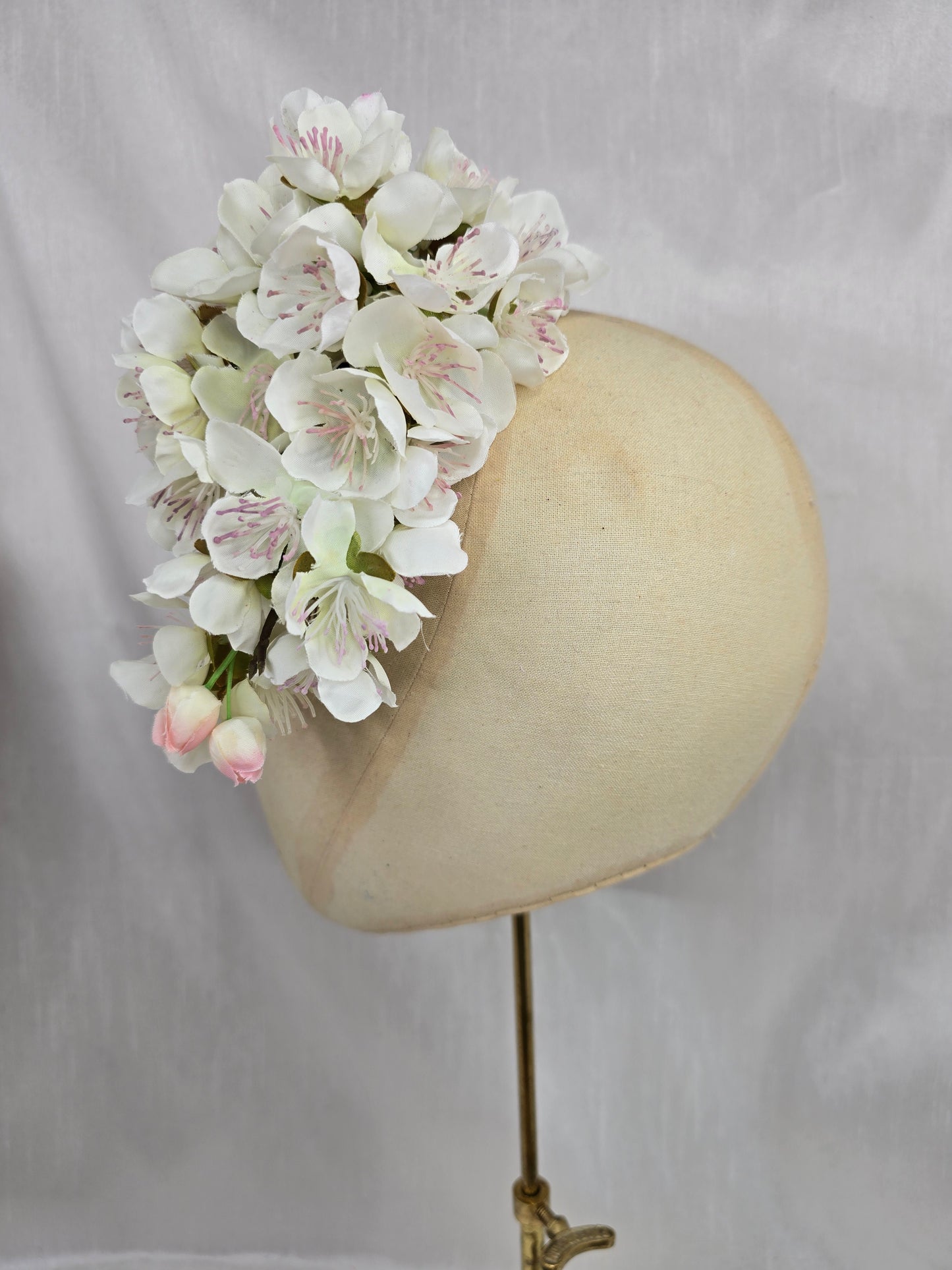 Large white cherry blossom hair flower