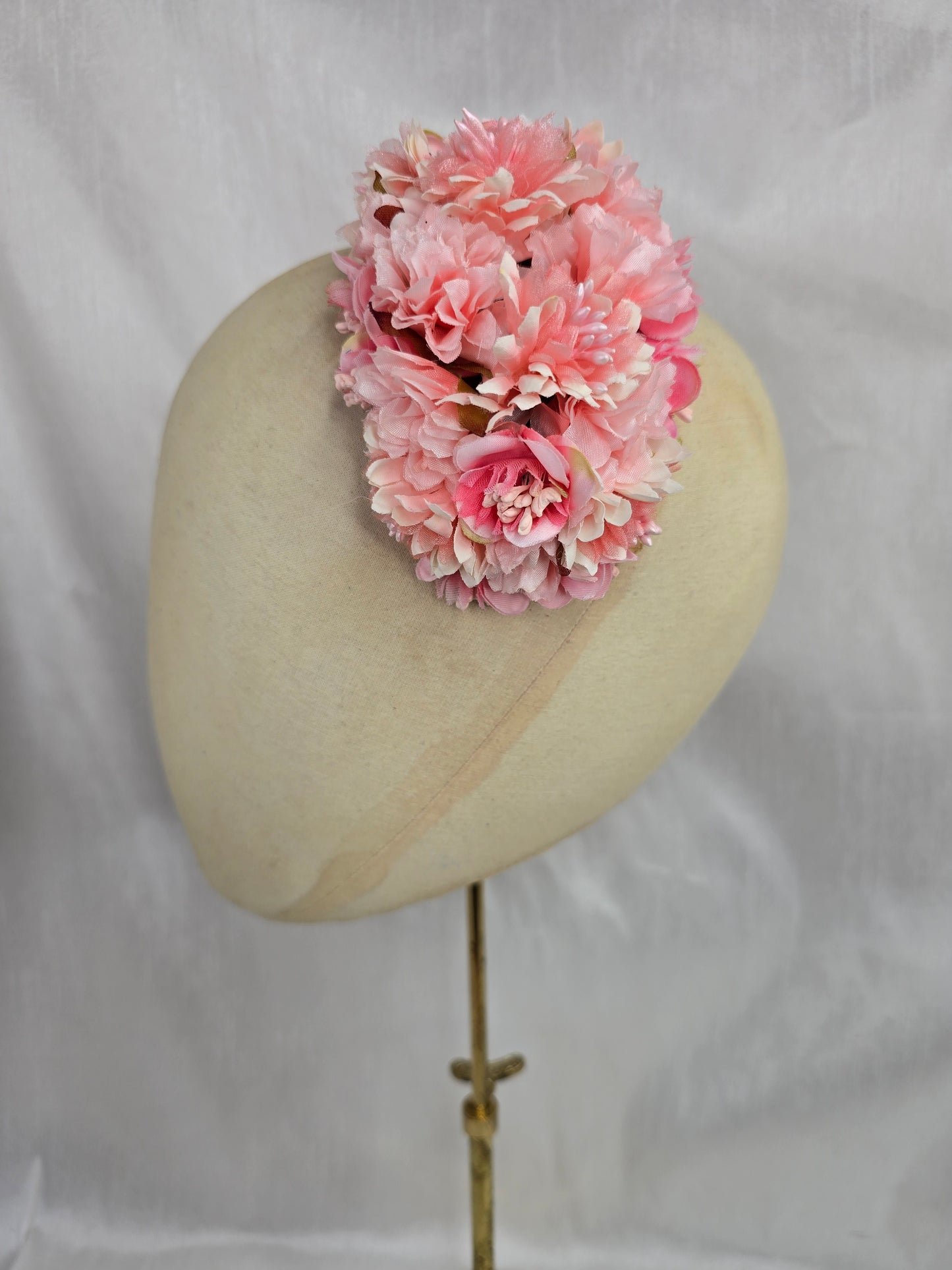 Medium pale pink hair flower/corsage
