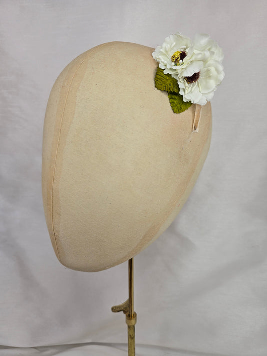 White small hair flower