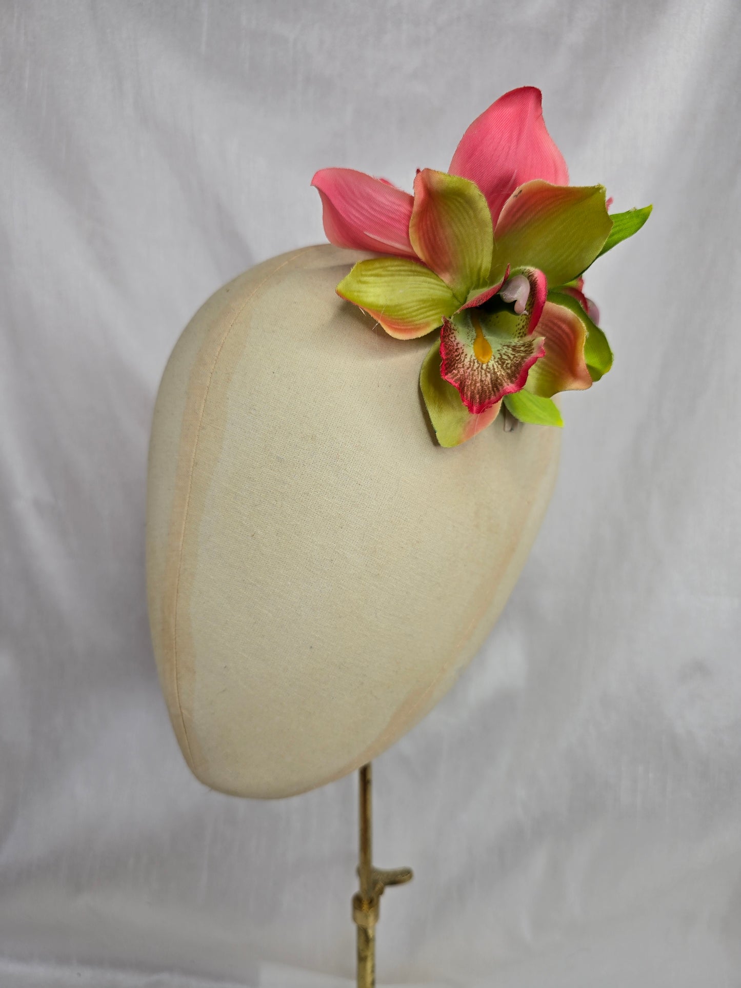 Medium green and pink orchid hair flower and corsage set