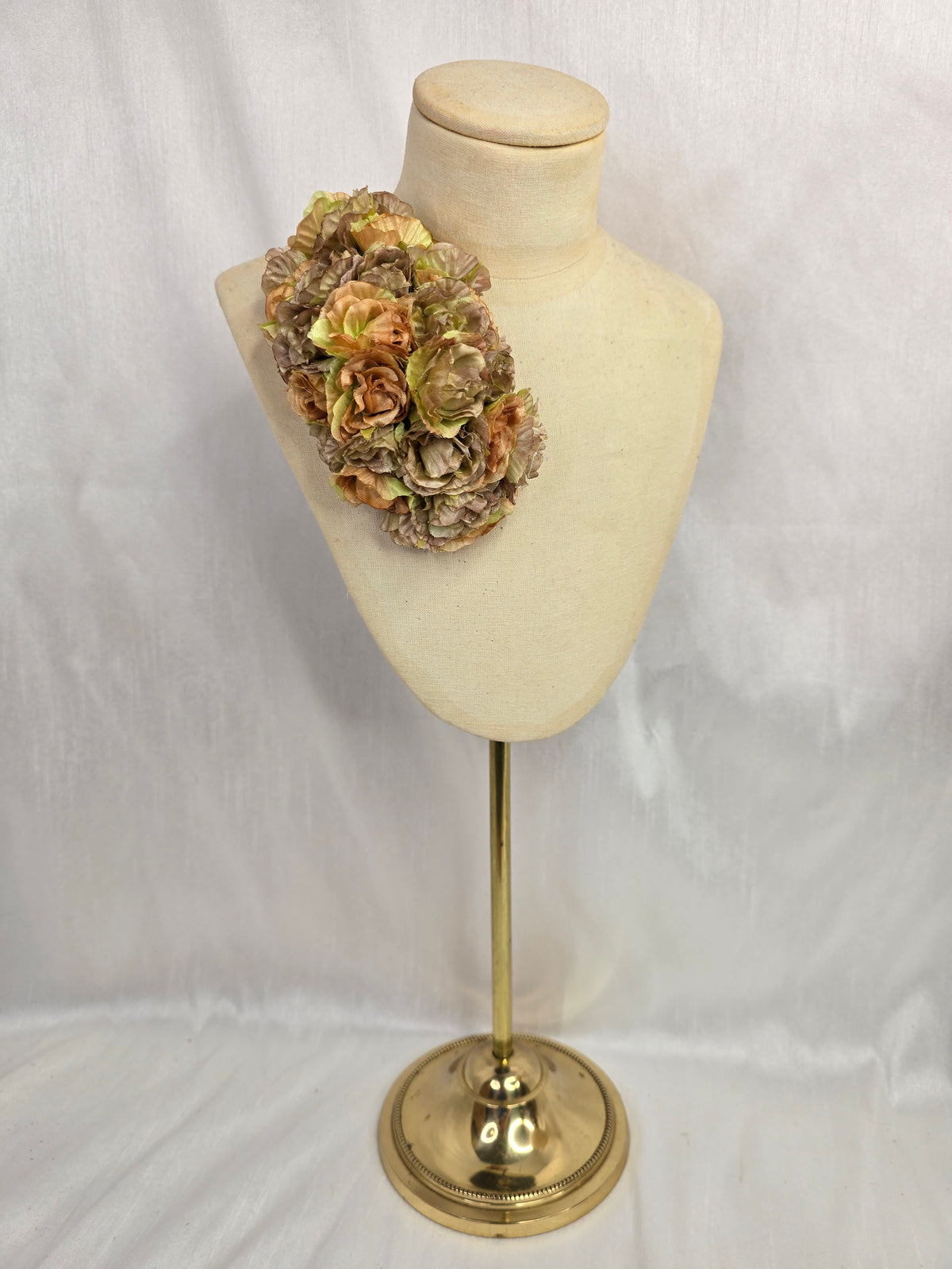 Autumn green  blossom hair flower/corsage
