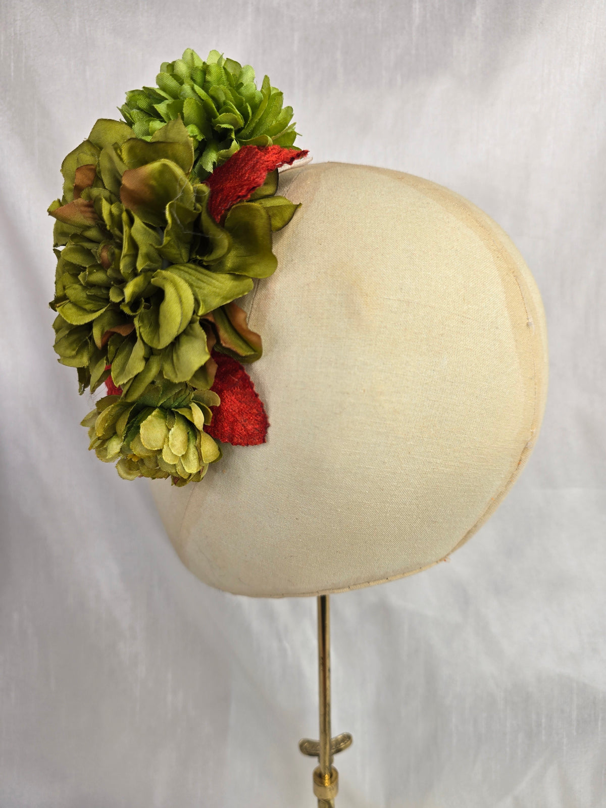Autumn green hair flower/corsage